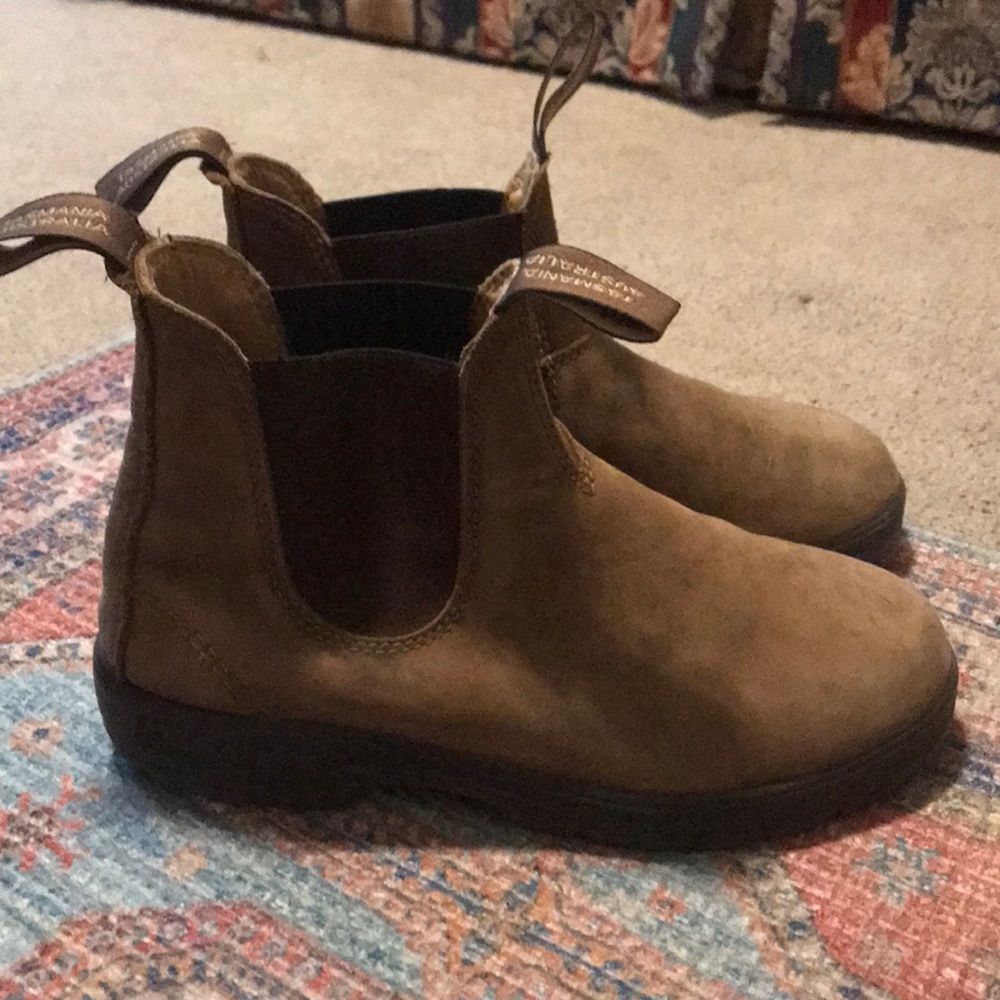 Blundstone boots - size 7